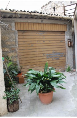 CASA CON GARAGE CUTRO'  VIA LA MELA N.27-29, BIVONA(AG)