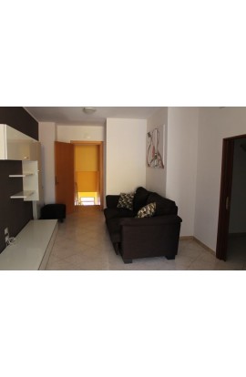 APT VIZZI FIRST FLOOR AND GROUND FLOOR - VIA CINQUEMANI