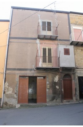 CASA DI PRAZZA – CORSO CINQUEMANI