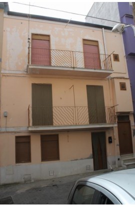 CASA CILONA  VIA PALERMO