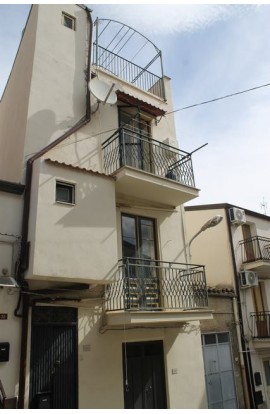 CASA PANORAMICA GENE VIA MONTALBANO