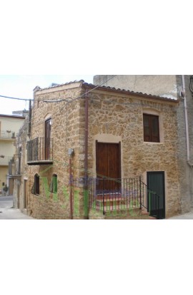 HISTORIC STONE HOUSE IN VIA GIUSEPPE LA CORTE - PROPERTY IN SICILY