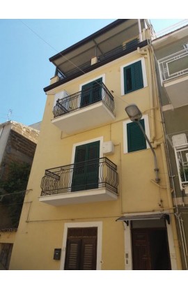 CASA TESTASECCA – VIA OBERDAN N.50, SAN BIAGIO PLATANI