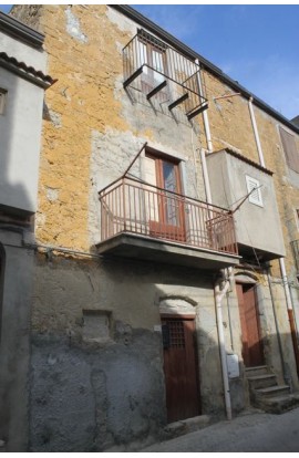 CASA CANNATELLA VIA CRISPI