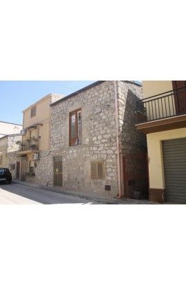 HOUSE WITH GARDEN – CALDARA SAN BIAGIO PLATANI (AG)