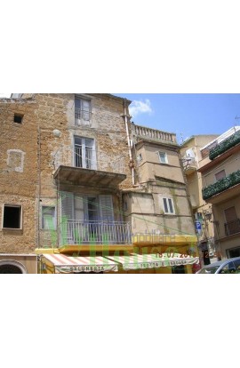 CASA PERCONTI PIAZZETTA CARMELO - PROPERTY IN SICILY