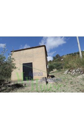 HOUSE AND LAND GIUSEPPE CONTRADA QUARTO DI ROCCHI - PROPERTY IN SICILY