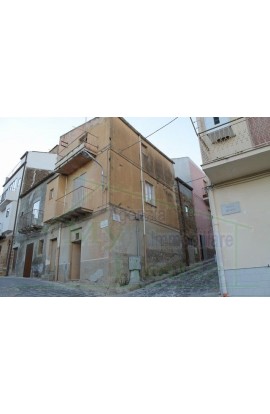 CASA CASTAGNA VIA PALERMO - PROPERTY IN SICILY