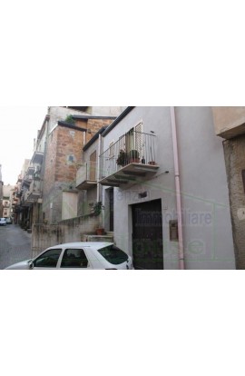 CASA FRAGOLA - CORTILE ARCURI - PROPERTY IN SICILY