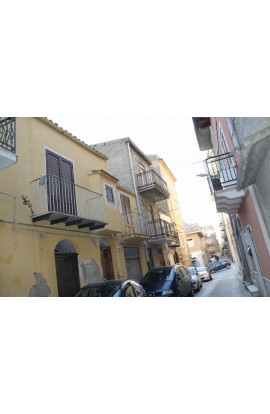 CASA ARCURI VIA ROMA E VIA MESSINA - PROPERTY IN SICILY