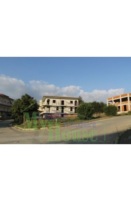 BUILDABLE LAND PROVENZANO -  IN VIA LEOPARDI E VIA VERGA - PROPERTY IN SICILY