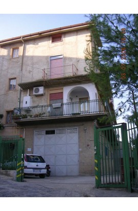 CASA ARCURI CSO VITTORIO VENETO - PROPERTY IN SICILY