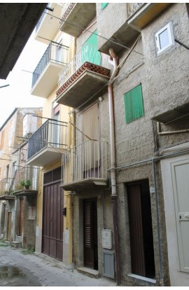 CASA MISERENDINO VIA CRISPI