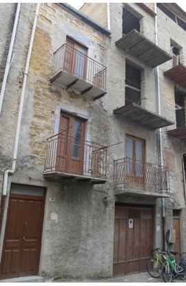 CASA CACCIATORE – VIA BELLINI (ALESSANRDIA)